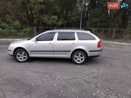 Серый Шкода Октавия, объемом двигателя 1.6 л и пробегом 227 тыс. км за 5750 $, фото 1 на Automoto.ua