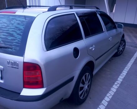 Серый Шкода Октавия, объемом двигателя 1.6 л и пробегом 270 тыс. км за 3500 $, фото 1 на Automoto.ua