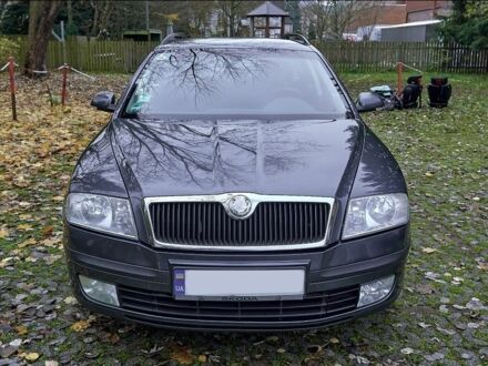 Сірий Шкода Октавія, об'ємом двигуна 2 л та пробігом 315 тис. км за 4800 $, фото 1 на Automoto.ua