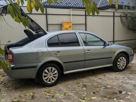 Сірий Шкода Октавія, об'ємом двигуна 1.8 л та пробігом 260 тис. км за 5300 $, фото 1 на Automoto.ua