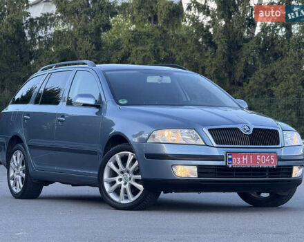 Сірий Шкода Октавія, об'ємом двигуна 1.6 л та пробігом 200 тис. км за 6999 $, фото 1 на Automoto.ua