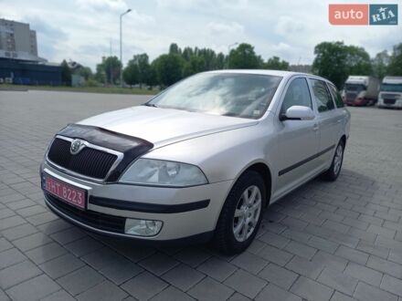 Серый Шкода Октавия, объемом двигателя 1.6 л и пробегом 201 тыс. км за 5700 $, фото 1 на Automoto.ua