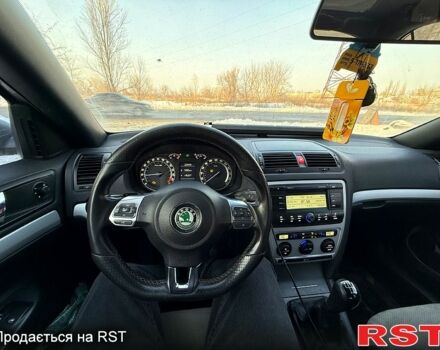 Серый Шкода Октавия, объемом двигателя 2 л и пробегом 30000 тыс. км за 6500 $, фото 1 на Automoto.ua