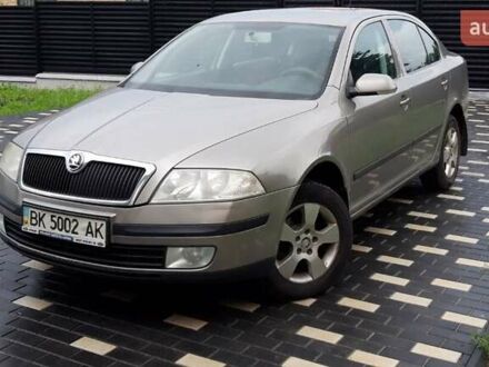 Шкода Октавия 2007 в Ровно на Automoto.ua Серый Шкода Октавия, объемом двигателя 1.6 л и пробегом 560 тыс. км за 5500 $, фото 1 на Automoto.ua
