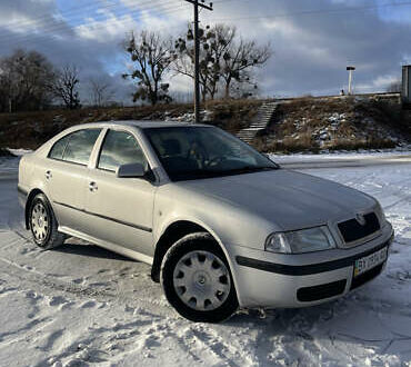 Сірий Шкода Октавія, об'ємом двигуна 1.6 л та пробігом 252 тис. км за 4900 $, фото 1 на Automoto.ua