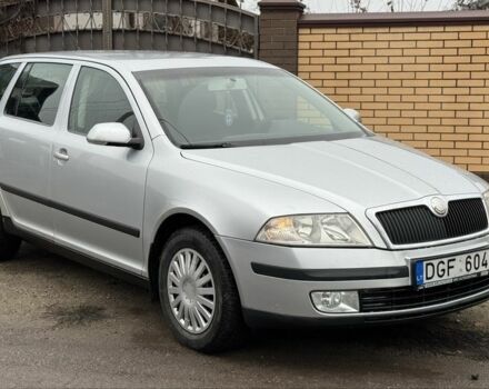 Серый Шкода Октавия, объемом двигателя 2 л и пробегом 300 тыс. км за 2750 $, фото 1 на Automoto.ua