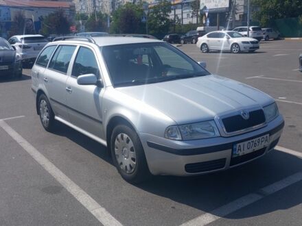 Шкода Октавия 2007 в Вышгороде на Automoto.ua Серый Шкода Октавия, объемом двигателя 1.6 л и пробегом 215 тыс. км за 5519 $, фото 1 на Automoto.ua
