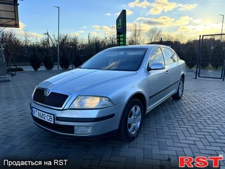Серый Шкода Октавия, объемом двигателя 1.6 л и пробегом 200 тыс. км за 5500 $, фото 1 на Automoto.ua