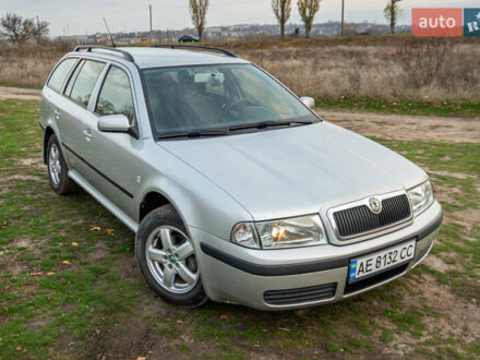 Серый Шкода Октавия, объемом двигателя 1.6 л и пробегом 237 тыс. км за 5799 $, фото 1 на Automoto.ua