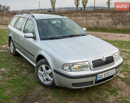 Сірий Шкода Октавія, об'ємом двигуна 1.6 л та пробігом 237 тис. км за 5799 $, фото 1 на Automoto.ua