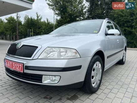 Шкода Октавия 2008 в Житомире на Automoto.ua Серый Шкода Октавия, объемом двигателя 2 л и пробегом 224 тыс. км за 7900 $, фото 1 на Automoto.ua