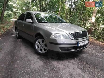Шкода Октавия 2008 в Ахтырке на Automoto.ua Серый Шкода Октавия, объемом двигателя 1.6 л и пробегом 300 тыс. км за 6199 $, фото 1 на Automoto.ua