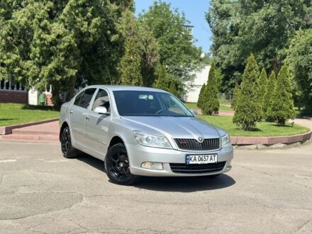 Шкода Октавия 2008 в Киеве на Automoto.ua Серый Шкода Октавия, объемом двигателя 0 л и пробегом 270 тыс. км за 5999 $, фото 1 на Automoto.ua