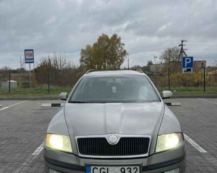 Шкода Октавия 2008 в Пирятине на Automoto.ua Серый Шкода Октавия, объемом двигателя 1.9 л и пробегом 400 тыс. км за 1700 $, фото 1 на Automoto.ua