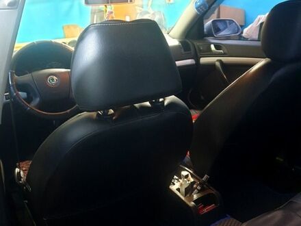 Сірий Шкода Октавія, об'ємом двигуна 1.6 л та пробігом 172 тис. км за 6500 $, фото 1 на Automoto.ua