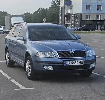 Серый Шкода Октавия, объемом двигателя 1.6 л и пробегом 210 тыс. км за 5600 $, фото 1 на Automoto.ua