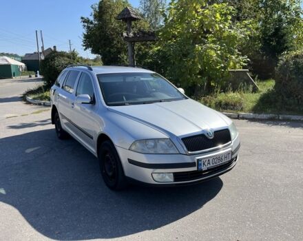 Сірий Шкода Октавія, об'ємом двигуна 0 л та пробігом 250 тис. км за 5200 $, фото 1 на Automoto.ua