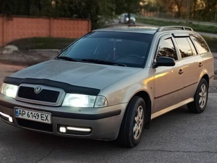 Сірий Шкода Октавія, об'ємом двигуна 1.6 л та пробігом 270 тис. км за 4500 $, фото 1 на Automoto.ua