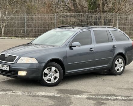 Серый Шкода Октавия, объемом двигателя 1.6 л и пробегом 205 тыс. км за 8500 $, фото 1 на Automoto.ua