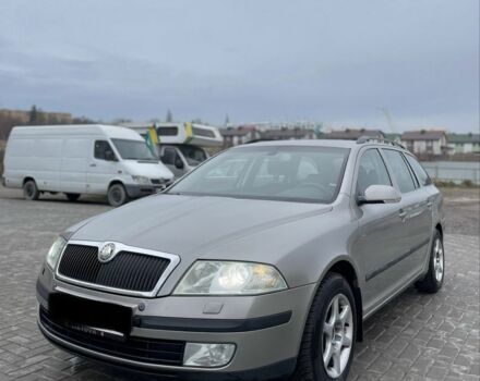 Сірий Шкода Октавія, об'ємом двигуна 2 л та пробігом 340 тис. км за 3200 $, фото 1 на Automoto.ua