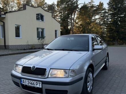 Серый Шкода Октавия, объемом двигателя 1.8 л и пробегом 322 тыс. км за 3900 $, фото 1 на Automoto.ua