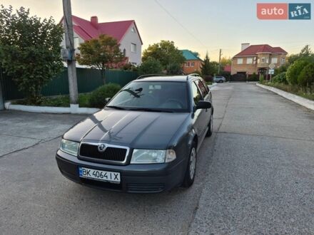 Серый Шкода Октавия, объемом двигателя 1.6 л и пробегом 311 тыс. км за 4250 $, фото 1 на Automoto.ua