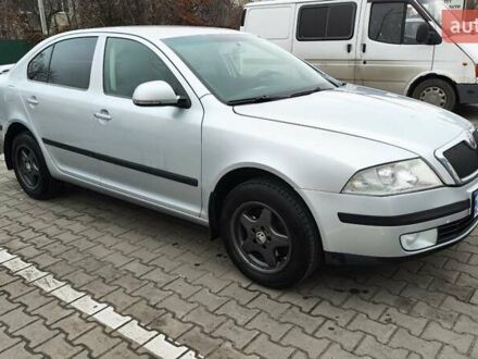 Серый Шкода Октавия, объемом двигателя 1.6 л и пробегом 272 тыс. км за 5500 $, фото 1 на Automoto.ua