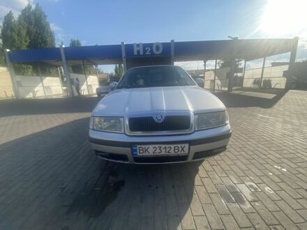 Серый Шкода Октавия, объемом двигателя 1.9 л и пробегом 309 тыс. км за 3800 $, фото 1 на Automoto.ua