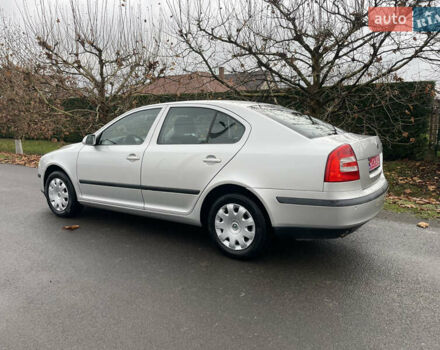 Сірий Шкода Октавія, об'ємом двигуна 1.6 л та пробігом 233 тис. км за 6359 $, фото 1 на Automoto.ua