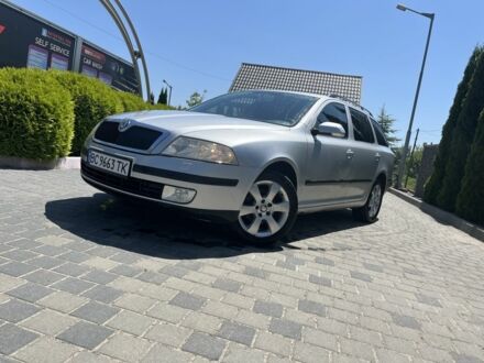 Серый Шкода Октавия, объемом двигателя 1.6 л и пробегом 304 тыс. км за 4500 $, фото 1 на Automoto.ua