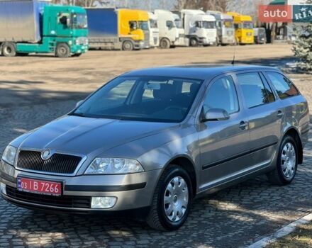 Серый Шкода Октавия, объемом двигателя 1.6 л и пробегом 176 тыс. км за 5999 $, фото 1 на Automoto.ua