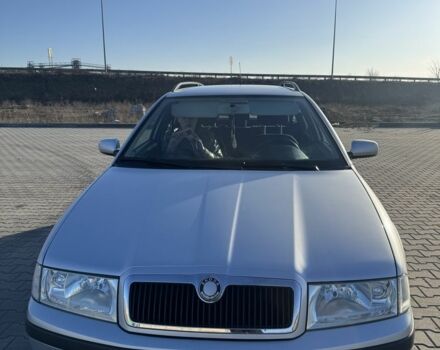 Серый Шкода Октавия, объемом двигателя 0 л и пробегом 200 тыс. км за 4500 $, фото 1 на Automoto.ua