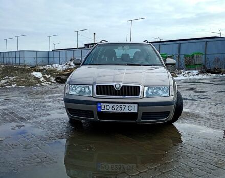 Серый Шкода Октавия, объемом двигателя 1.6 л и пробегом 1630 тыс. км за 5000 $, фото 1 на Automoto.ua