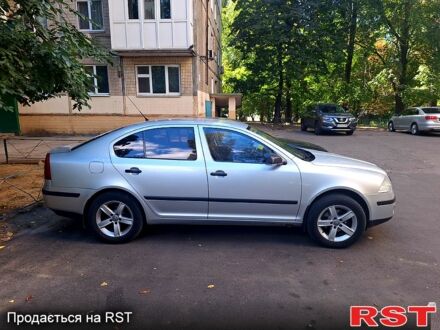 Сірий Шкода Октавія, об'ємом двигуна 1.6 л та пробігом 333 тис. км за 6000 $, фото 1 на Automoto.ua