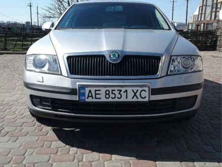 Серый Шкода Октавия, объемом двигателя 1.6 л и пробегом 430 тыс. км за 4100 $, фото 1 на Automoto.ua