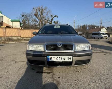 Серый Шкода Октавия, объемом двигателя 1.6 л и пробегом 210 тыс. км за 4700 $, фото 1 на Automoto.ua