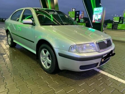 Шкода Октавия 2008 в Коростышеве на Automoto.ua Серый Шкода Октавия, объемом двигателя 1.6 л и пробегом 332 тыс. км за 4100 $, фото 1 на Automoto.ua