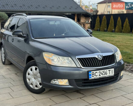 Серый Шкода Октавия, объемом двигателя 1.6 л и пробегом 249 тыс. км за 5999 $, фото 1 на Automoto.ua