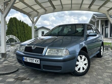 Сірий Шкода Октавія, об'ємом двигуна 1.6 л та пробігом 300 тис. км за 5200 $, фото 1 на Automoto.ua