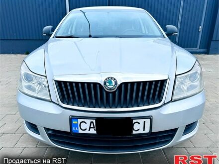 Серый Шкода Октавия, объемом двигателя 1.6 л и пробегом 251 тыс. км за 7200 $, фото 1 на Automoto.ua