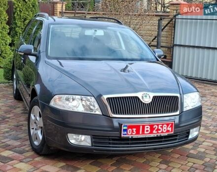 Серый Шкода Октавия, объемом двигателя 1.6 л и пробегом 194 тыс. км за 6900 $, фото 1 на Automoto.ua