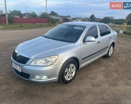 Сірий Шкода Октавія, об'ємом двигуна 1.6 л та пробігом 297 тис. км за 6300 $, фото 1 на Automoto.ua
