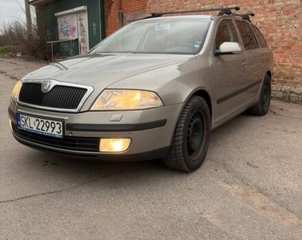 Серый Шкода Октавия, объемом двигателя 2 л и пробегом 460 тыс. км за 4513 $, фото 1 на Automoto.ua