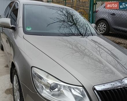 Серый Шкода Октавия, объемом двигателя 1.6 л и пробегом 183 тыс. км за 8500 $, фото 1 на Automoto.ua