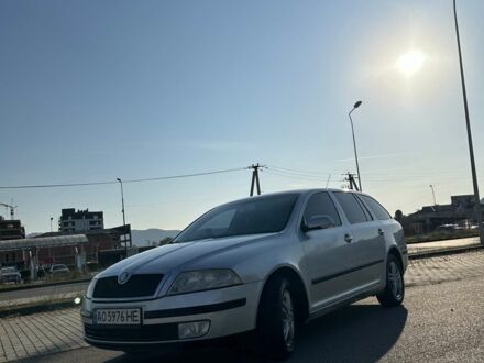 Серый Шкода Октавия, объемом двигателя 1.8 л и пробегом 253 тыс. км за 4900 $, фото 1 на Automoto.ua