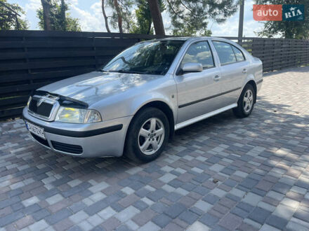 Шкода Октавія 2008 у Смеле на Automoto.ua Сірий Шкода Октавія, об'ємом двигуна 1.6 л та пробігом 275 тис. км за 6200 $, фото 1 на Automoto.ua