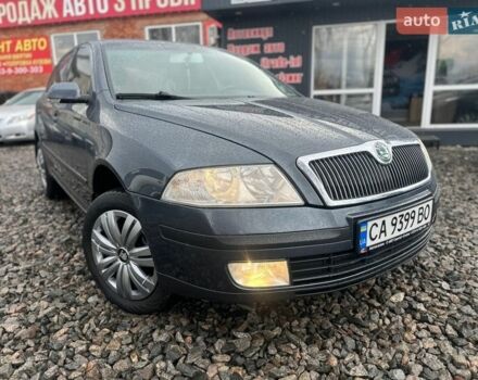 Серый Шкода Октавия, объемом двигателя 2 л и пробегом 300 тыс. км за 5900 $, фото 1 на Automoto.ua
