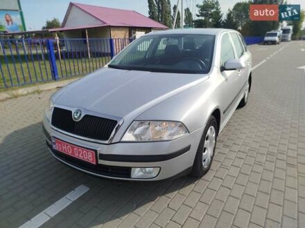 Серый Шкода Октавия, объемом двигателя 1.6 л и пробегом 214 тыс. км за 5550 $, фото 1 на Automoto.ua