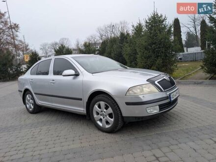 Сірий Шкода Октавія, об'ємом двигуна 1.6 л та пробігом 256 тис. км за 7300 $, фото 1 на Automoto.ua