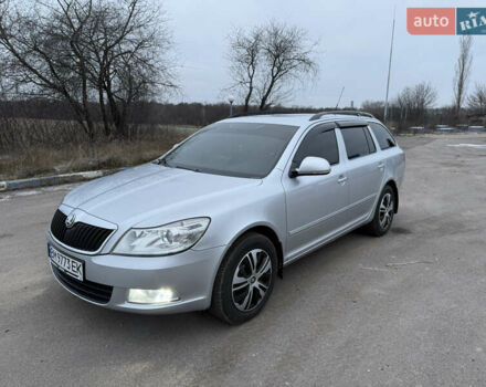 Серый Шкода Октавия, объемом двигателя 1.6 л и пробегом 184 тыс. км за 9500 $, фото 1 на Automoto.ua